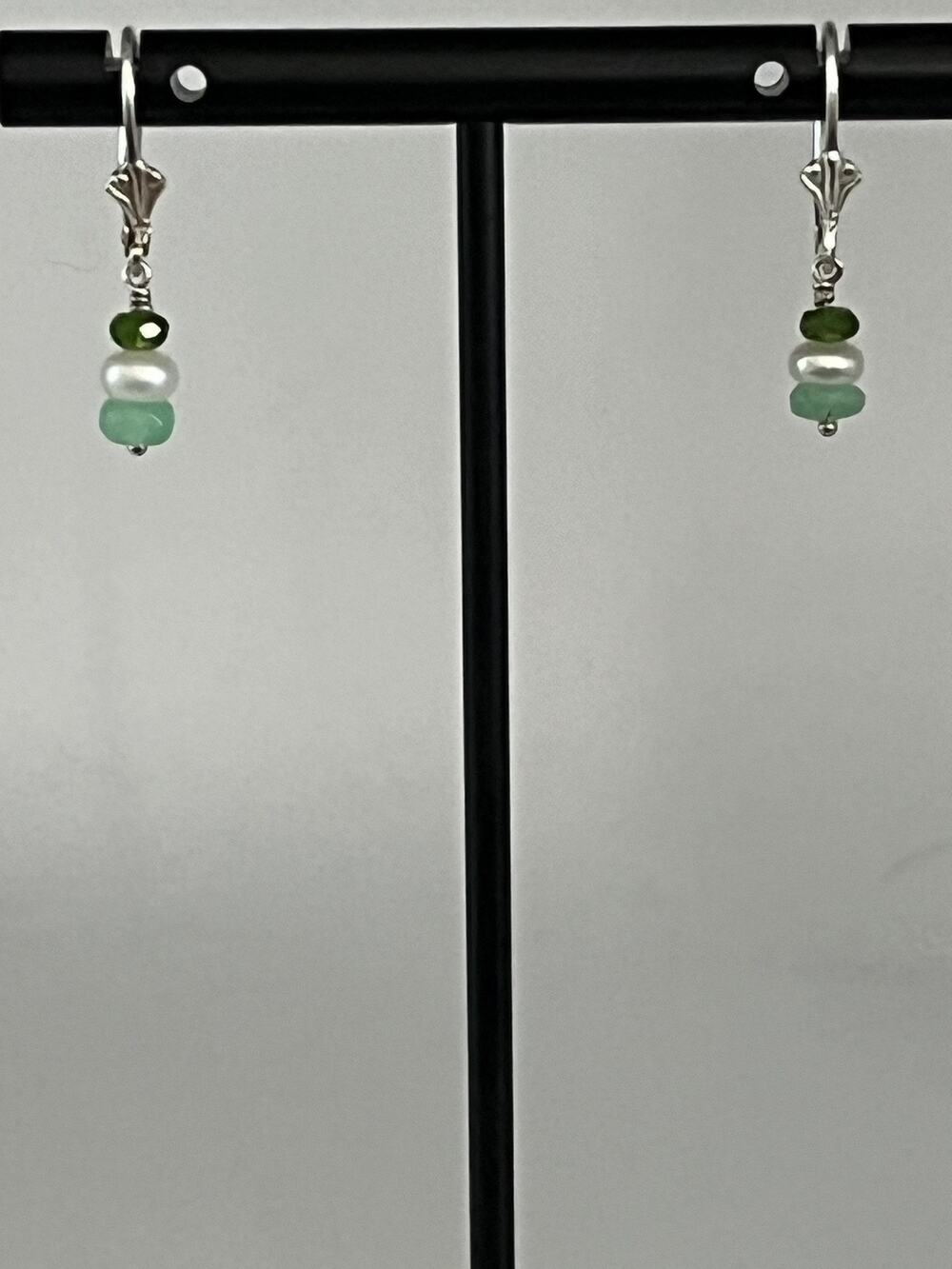 Mississippi River Pearls Sterling Silver Pearl Gem Earrings